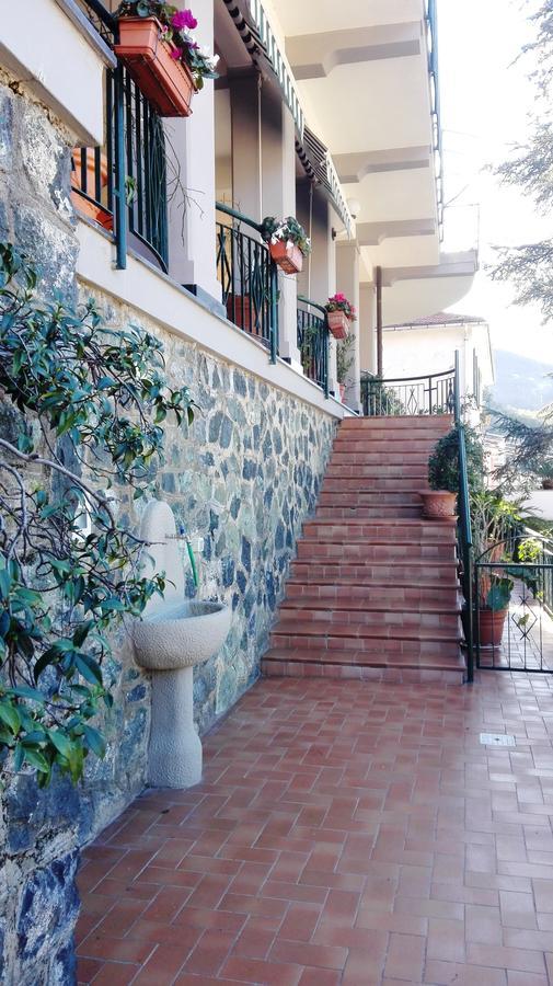Villa Helvezia เลวานโต ภายนอก รูปภาพ